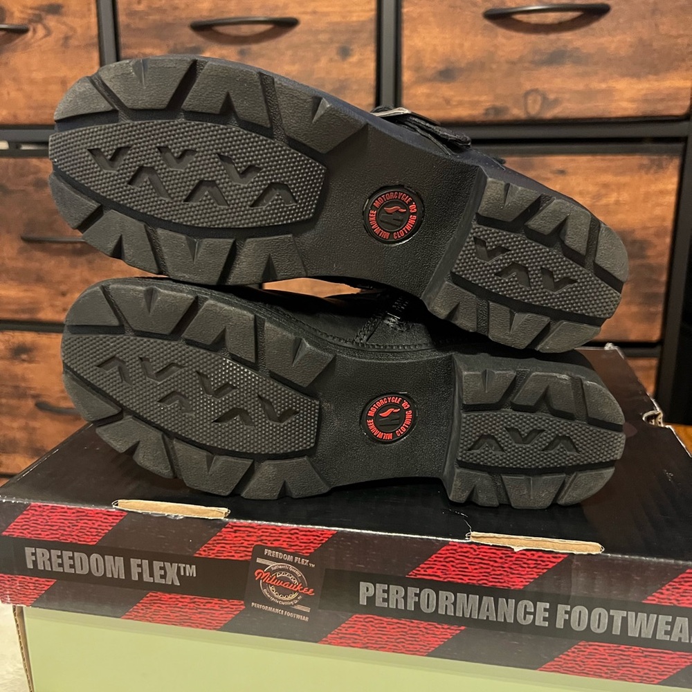 Freedom Flex Women's Black Combat Boots